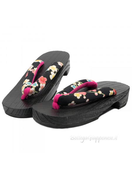 Geta Wooden sandals with black and fuchsia hanao (M)