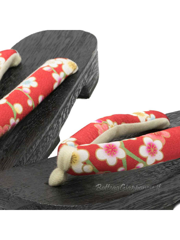 Geta Wooden sandals with red hanao (M)