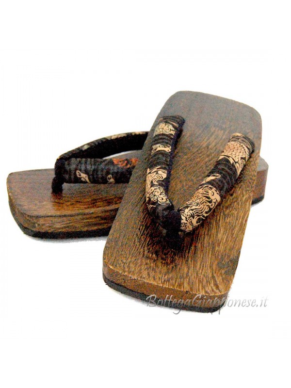 Geta wooden sandals dragon in the air