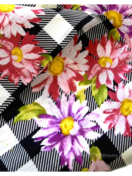 Yukata checked pattern with flowers [Fumiko]