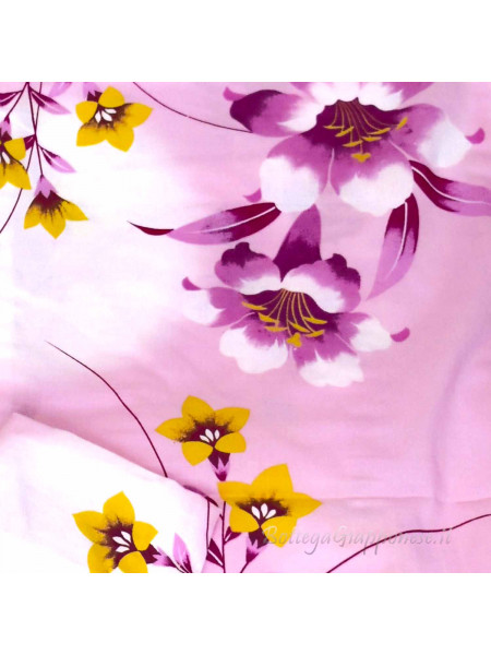 Yukata rosa disegno con fiori [Kiki]